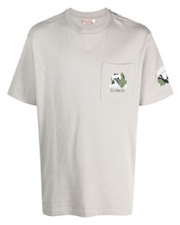 graues bedrucktes T-Shirt mit einem Rundhalsausschnitt von Filson