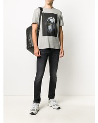 graues bedrucktes T-Shirt mit einem Rundhalsausschnitt von 7 For All Mankind