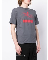 graues bedrucktes T-Shirt mit einem Rundhalsausschnitt von Undercover