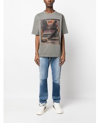 graues bedrucktes T-Shirt mit einem Rundhalsausschnitt von Heron Preston