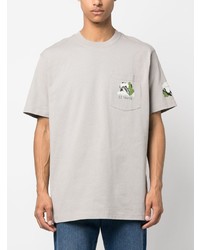 graues bedrucktes T-Shirt mit einem Rundhalsausschnitt von Filson