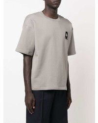 graues bedrucktes T-Shirt mit einem Rundhalsausschnitt von Styland