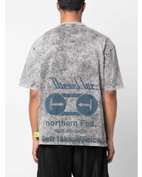 graues bedrucktes T-Shirt mit einem Rundhalsausschnitt von Diesel