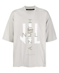 graues bedrucktes T-Shirt mit einem Rundhalsausschnitt von Julius