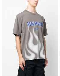 graues bedrucktes T-Shirt mit einem Rundhalsausschnitt von Heron Preston