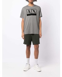 graues bedrucktes T-Shirt mit einem Rundhalsausschnitt von Armani Exchange