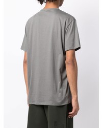 graues bedrucktes T-Shirt mit einem Rundhalsausschnitt von Armani Exchange