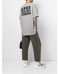 graues bedrucktes T-Shirt mit einem Rundhalsausschnitt von A Bathing Ape