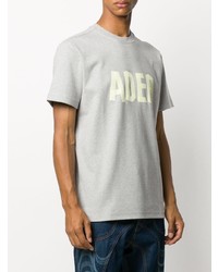 graues bedrucktes T-Shirt mit einem Rundhalsausschnitt von Ader Error