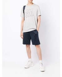 graues bedrucktes T-Shirt mit einem Rundhalsausschnitt von Armani Exchange