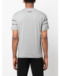 graues bedrucktes T-Shirt mit einem Rundhalsausschnitt von Ea7 Emporio Armani