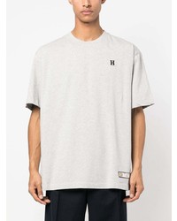 graues bedrucktes T-Shirt mit einem Rundhalsausschnitt von Tommy Hilfiger