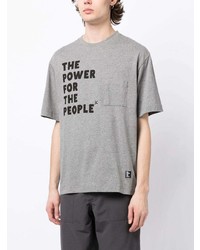 graues bedrucktes T-Shirt mit einem Rundhalsausschnitt von The Power for the People