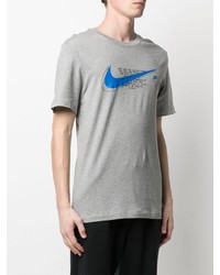 graues bedrucktes T-Shirt mit einem Rundhalsausschnitt von Nike