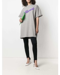 graues bedrucktes T-Shirt mit einem Rundhalsausschnitt von Vetements