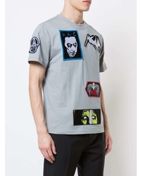 graues bedrucktes T-Shirt mit einem Rundhalsausschnitt von Haculla