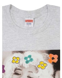 graues bedrucktes T-Shirt mit einem Rundhalsausschnitt von Supreme