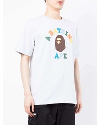 graues bedrucktes T-Shirt mit einem Rundhalsausschnitt von A Bathing Ape