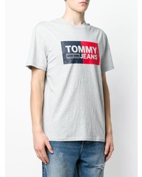 graues bedrucktes T-Shirt mit einem Rundhalsausschnitt von Tommy Jeans