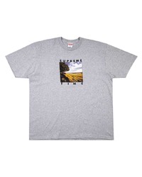 graues bedrucktes T-Shirt mit einem Rundhalsausschnitt von Supreme