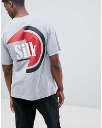 graues bedrucktes T-Shirt mit einem Rundhalsausschnitt von Systvm