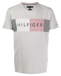 graues bedrucktes T-Shirt mit einem Rundhalsausschnitt von Tommy Hilfiger