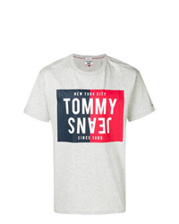 graues bedrucktes T-Shirt mit einem Rundhalsausschnitt von Tommy Jeans