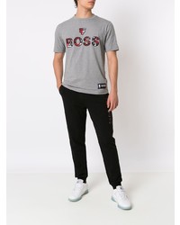 graues bedrucktes T-Shirt mit einem Rundhalsausschnitt von BOSS