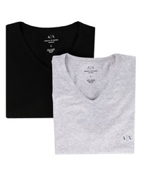 graues bedrucktes T-Shirt mit einem V-Ausschnitt von Armani Exchange