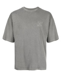 graues beschlagenes T-Shirt mit einem Rundhalsausschnitt von Musium Div.