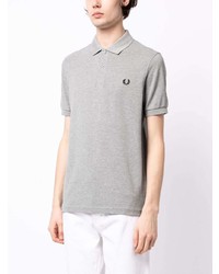 graues besticktes Polohemd von Fred Perry