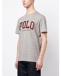 graues besticktes T-Shirt mit einem Rundhalsausschnitt von Polo Ralph Lauren