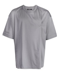 graues besticktes T-Shirt mit einem Rundhalsausschnitt von SONGZIO