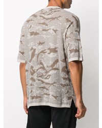 graues Camouflage T-Shirt mit einem Rundhalsausschnitt von AllSaints