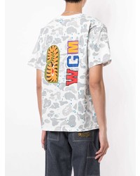 graues Camouflage T-Shirt mit einem Rundhalsausschnitt von A Bathing Ape