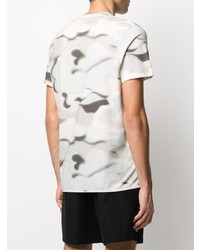 graues Camouflage T-Shirt mit einem Rundhalsausschnitt von Heron Preston