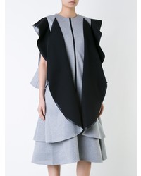 graues gerade geschnittenes Kleid mit Rüschen von Robert Wun