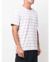 graues horizontal gestreiftes T-Shirt mit einem Rundhalsausschnitt von Thom Browne