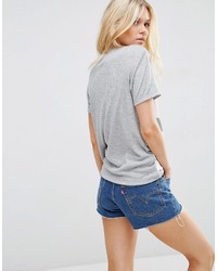 graues horizontal gestreiftes T-Shirt mit einem Rundhalsausschnitt von Asos