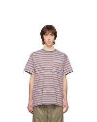graues horizontal gestreiftes T-Shirt mit einem Rundhalsausschnitt von Rassvet
