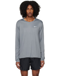 graues Langarmshirt von Nike