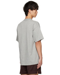 graues Strick T-Shirt mit einem Rundhalsausschnitt von Nike