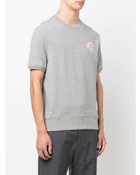 graues T-Shirt mit einem Rundhalsausschnitt mit Blumenmuster von Thom Browne