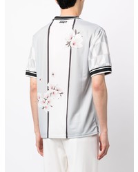 graues T-Shirt mit einem Rundhalsausschnitt mit Blumenmuster von MOUTY