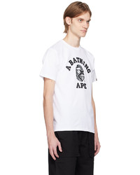 graues T-Shirt mit einem Rundhalsausschnitt mit Schlangenmuster von BAPE