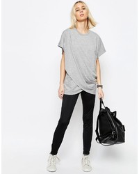 graues T-Shirt mit einem Rundhalsausschnitt von Asos