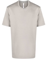 graues T-Shirt mit einem Rundhalsausschnitt von Attachment