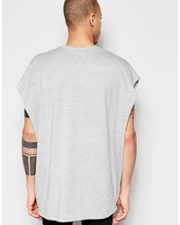 graues T-Shirt mit einem Rundhalsausschnitt von Asos