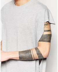 graues T-Shirt mit einem Rundhalsausschnitt von Asos