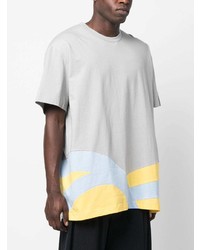 graues T-Shirt mit einem Rundhalsausschnitt von Comme Des Garcons Homme Plus